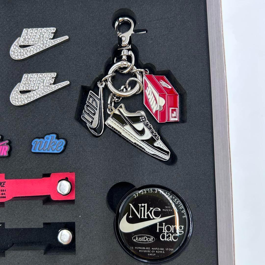 Nike チャームセット ロゴ入り　ナイキ　アクセサリー　カスタムパーツ　韓国