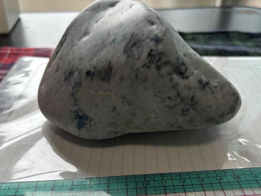 糸魚川翡翠 青翡翠 ラベンダー翡翠1950ｇ