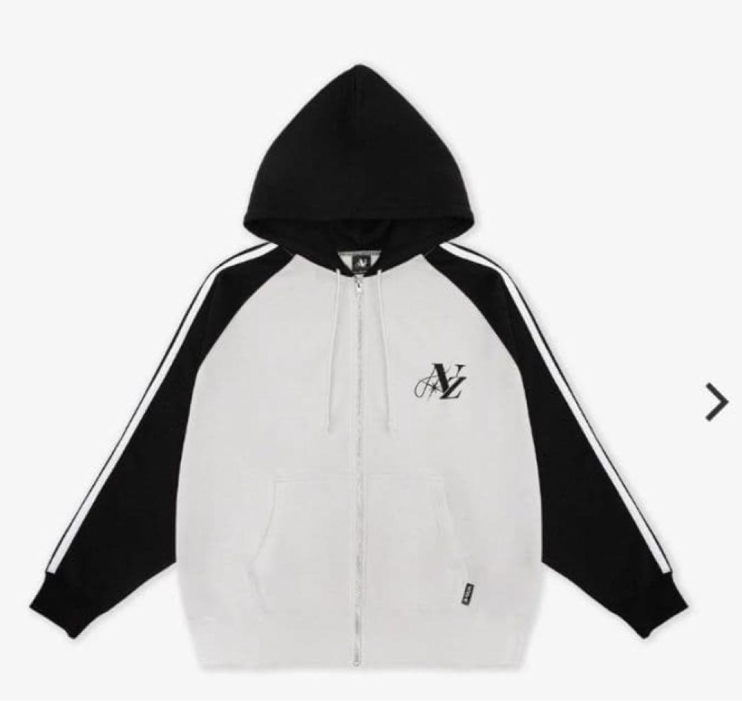 NiziU awake フーディー パーカー Lサイズ