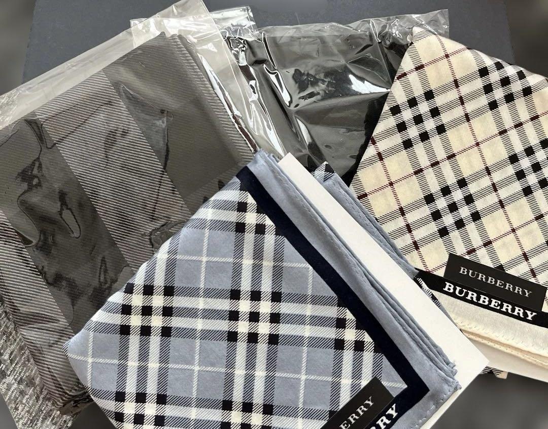 新品　BURBERRY チェック柄ハンカチ 4枚セット