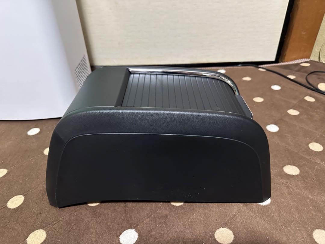 ホンダ、オデッセイRC5純正センターコンソールボックス