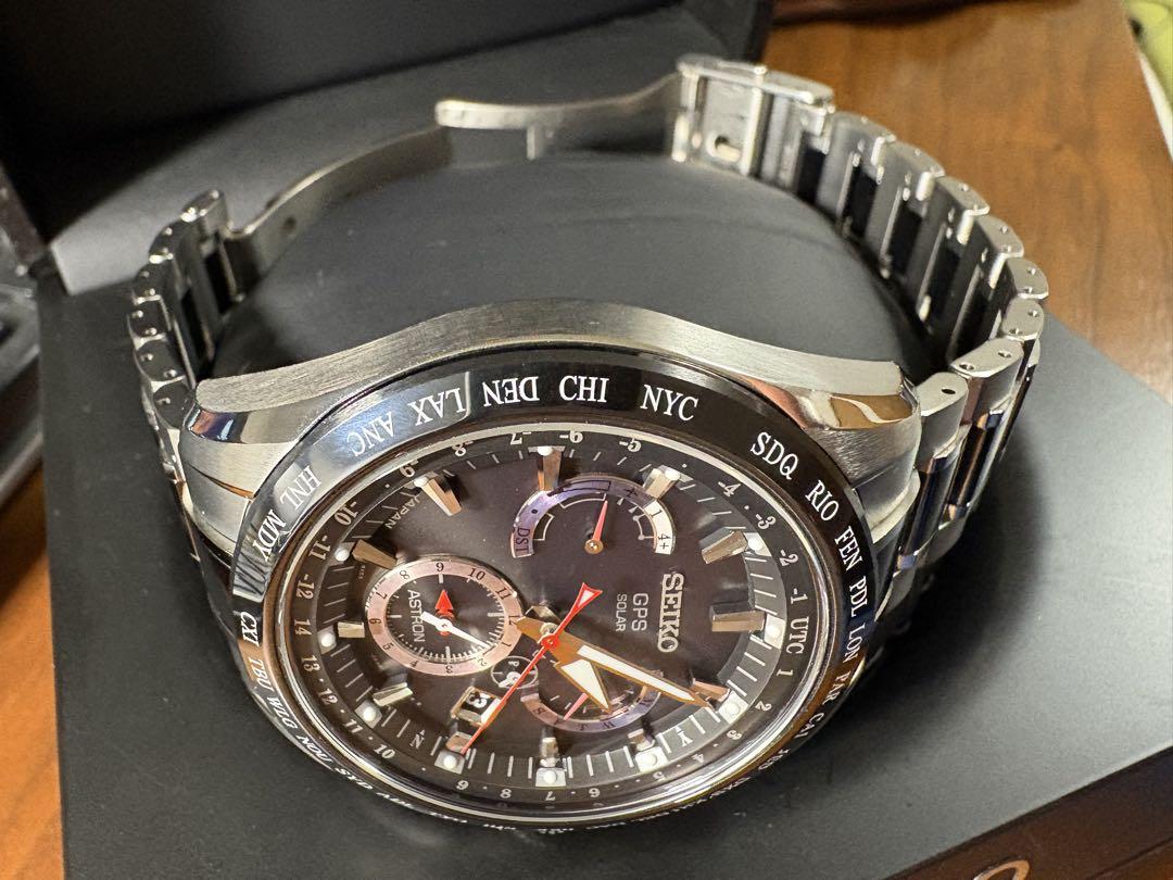 美品　SEIKO アストロンsbxb041