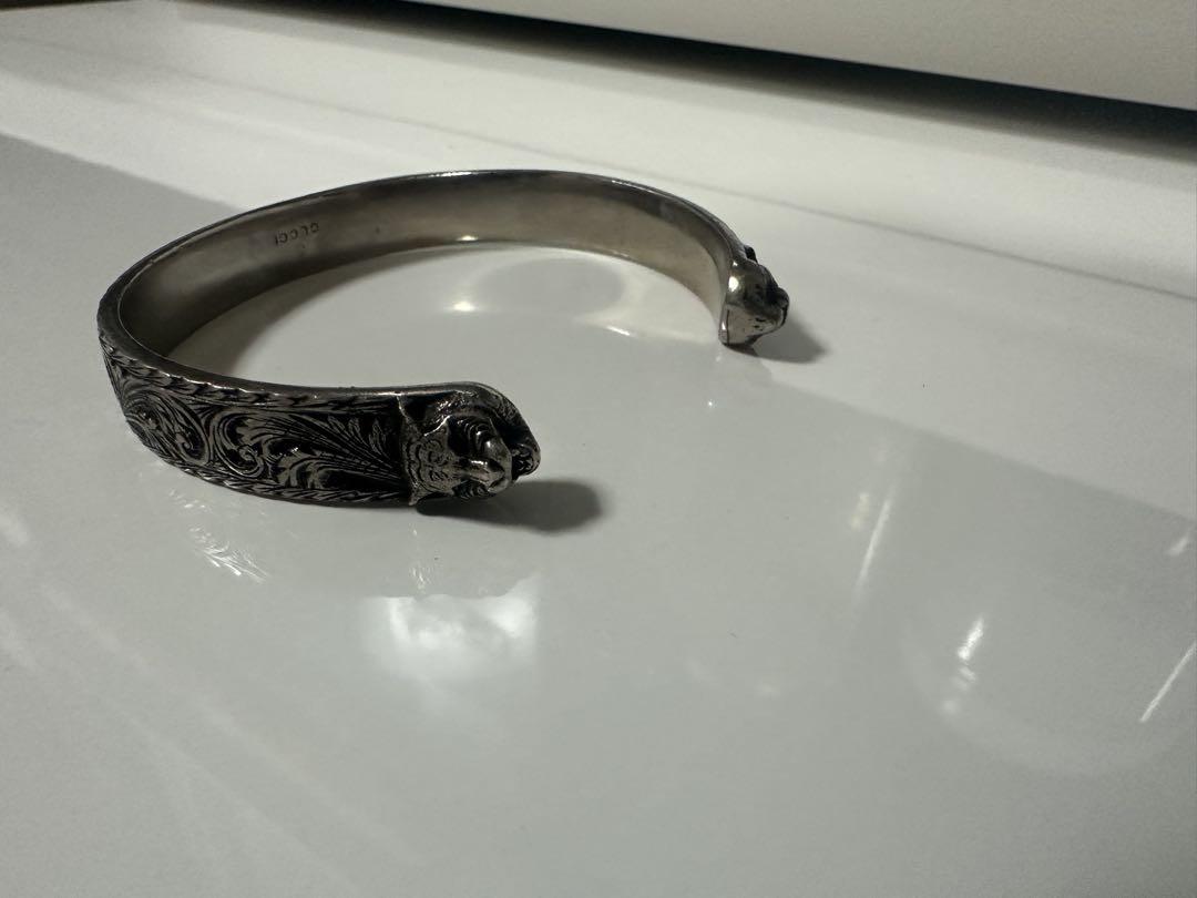 状態良品 グッチ バングル キャットヘッド