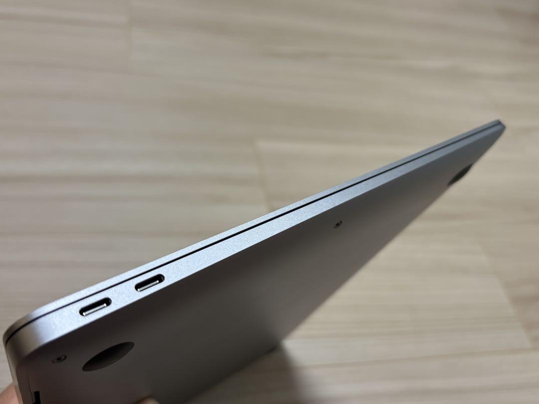 Apple M1 13インチ MacBook Air 本体