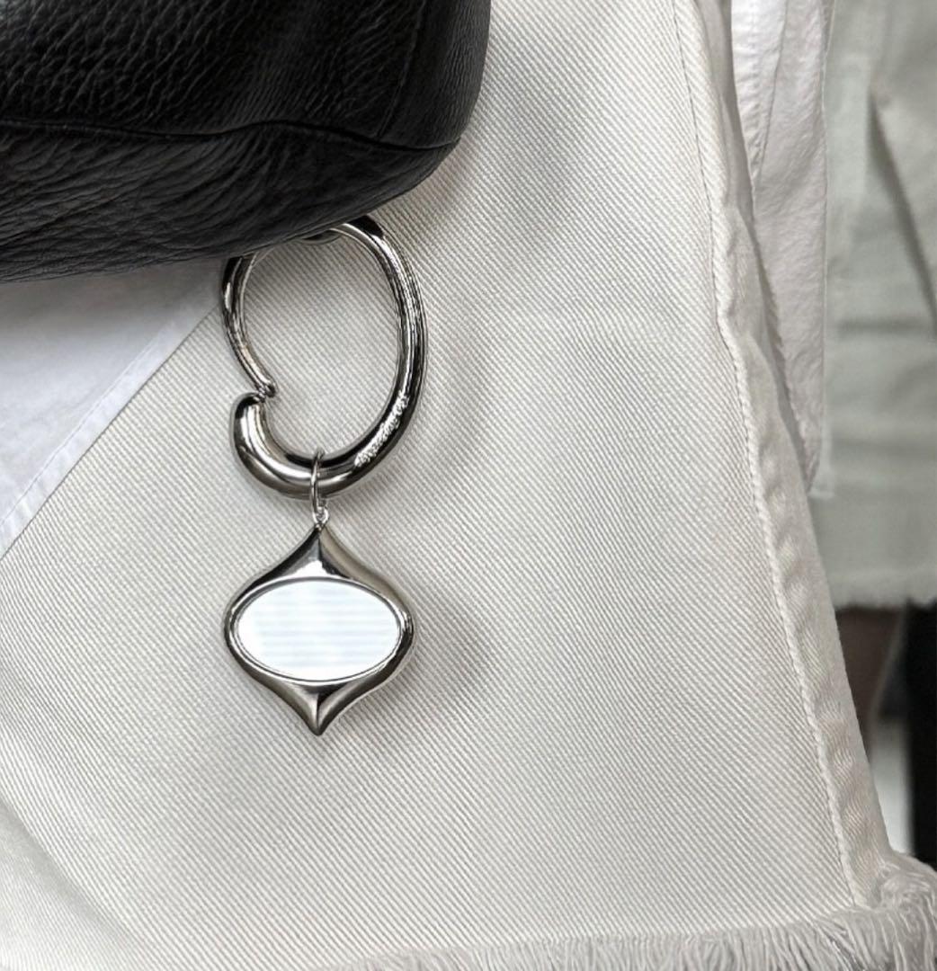 SEED MIRROR PENDANT/ TODAYFUL