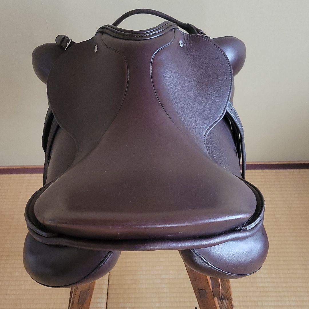 人馬一体のパフォーマンスを叶える乗馬鞍｜Reiz オールパーパス