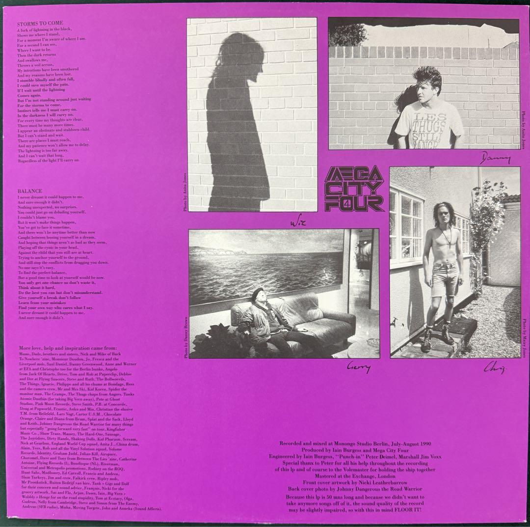 MEGA CITY FOUR レコード