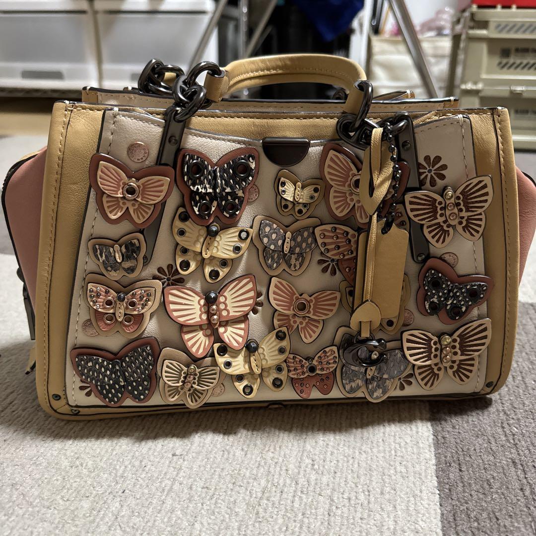 【美品】COACHコーチ ドリーマーウィズバタフライバック 画像2