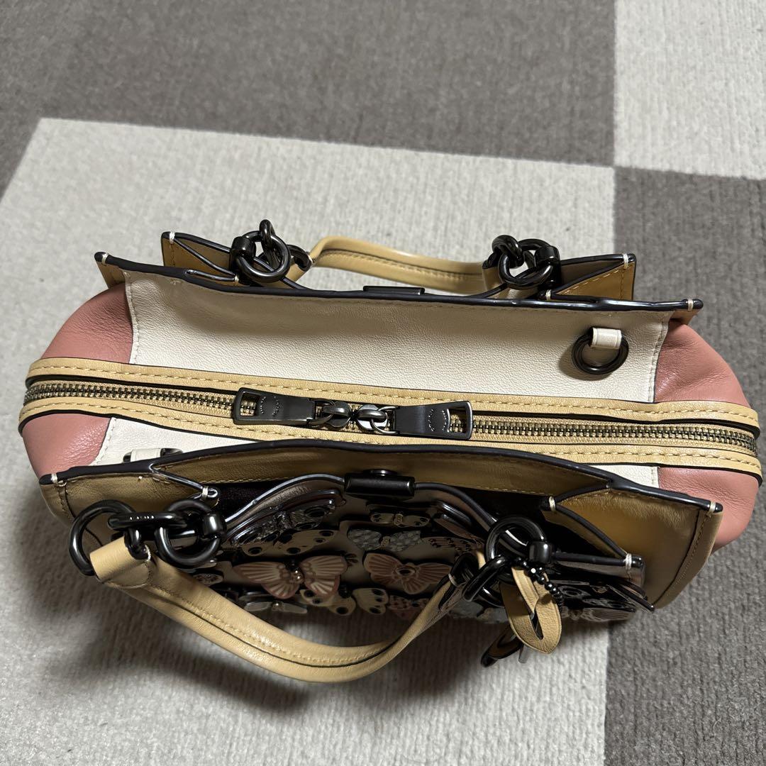 【美品】COACHコーチ ドリーマーウィズバタフライバック 画像6