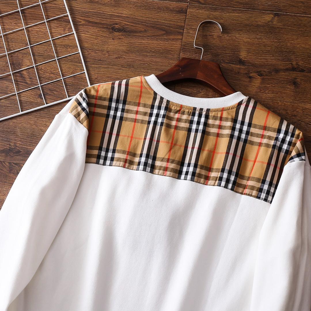 関税込 Burberry クルーネック スウェットシャツ 新品 Burberryバーバリー クルーネックスウェットシャツ 男女兼用