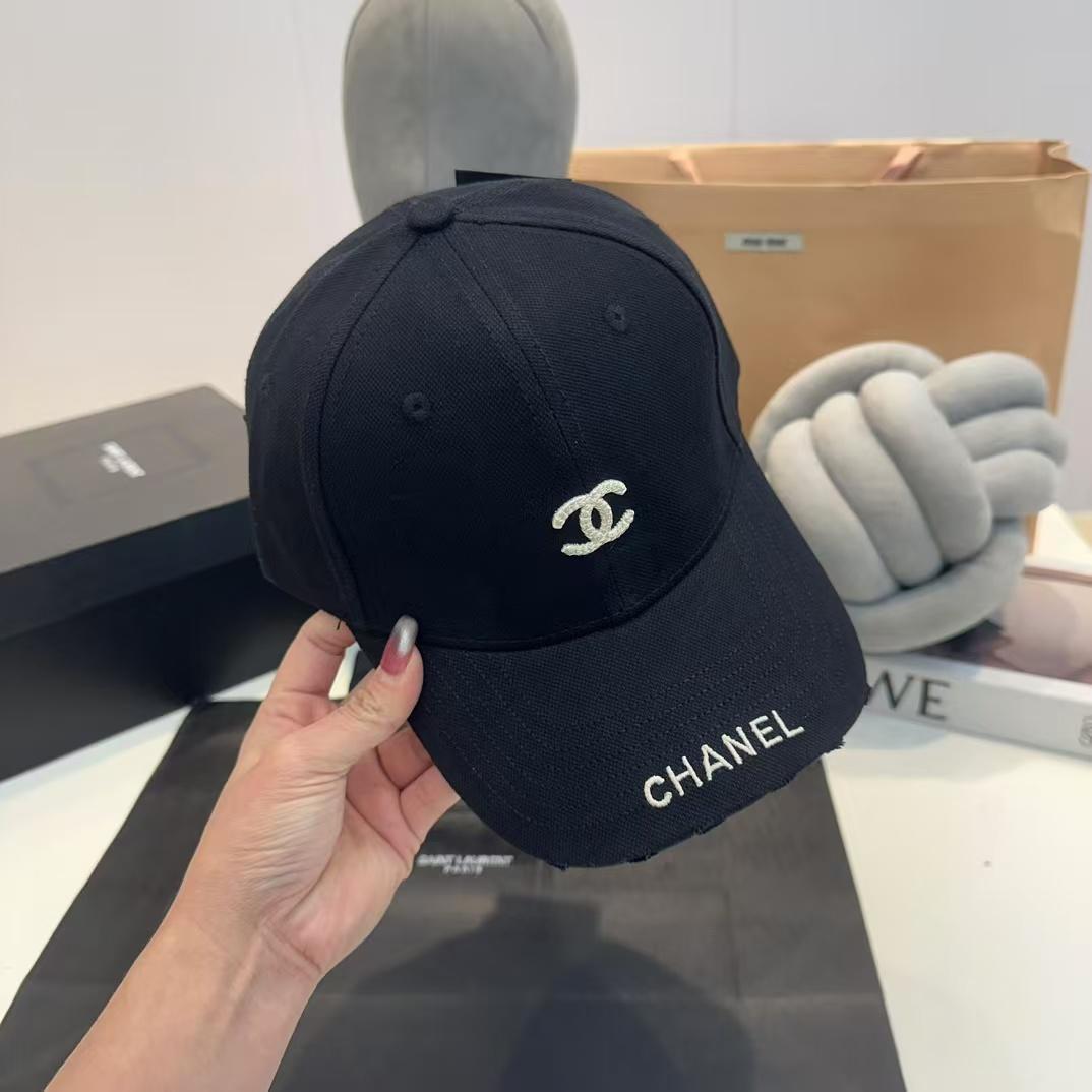 CHANEL 刺繍ブラックキャップシャネル Chanel刺繍帽子 キャップ ブラック