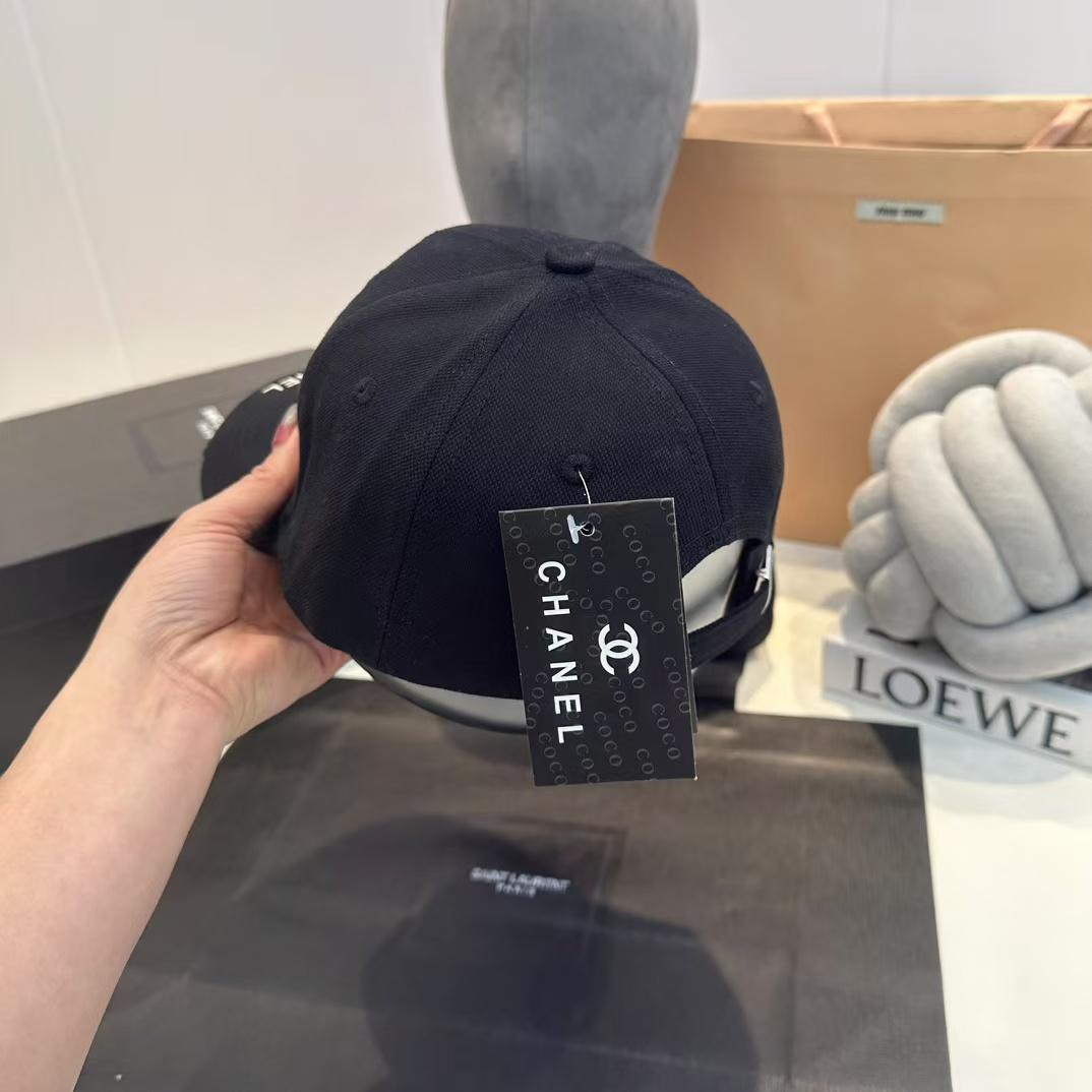 CHANEL ブラック ベースボールキャップ 新品タグ付き - メルカリ