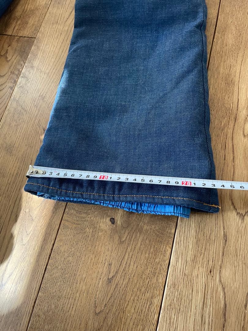 ブーツカットデニムサロペット