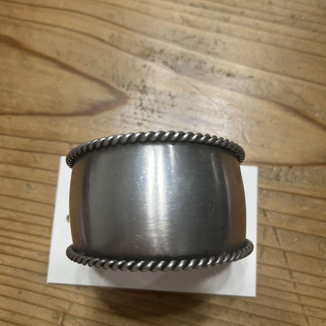 ソワリー　Twist bangle silver