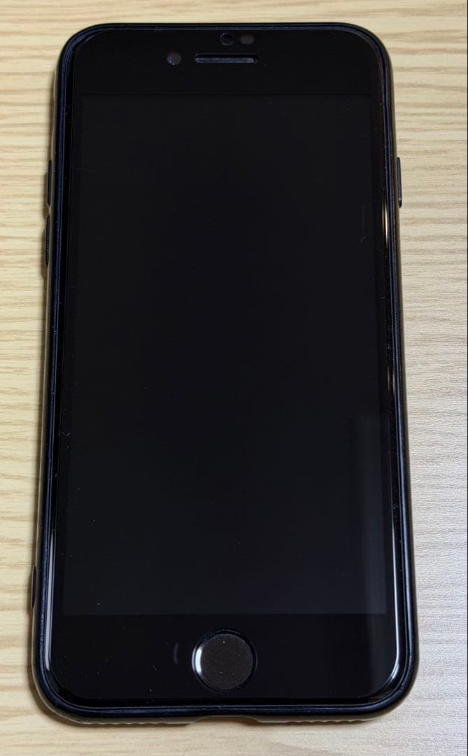 Apple SE3 ブラック