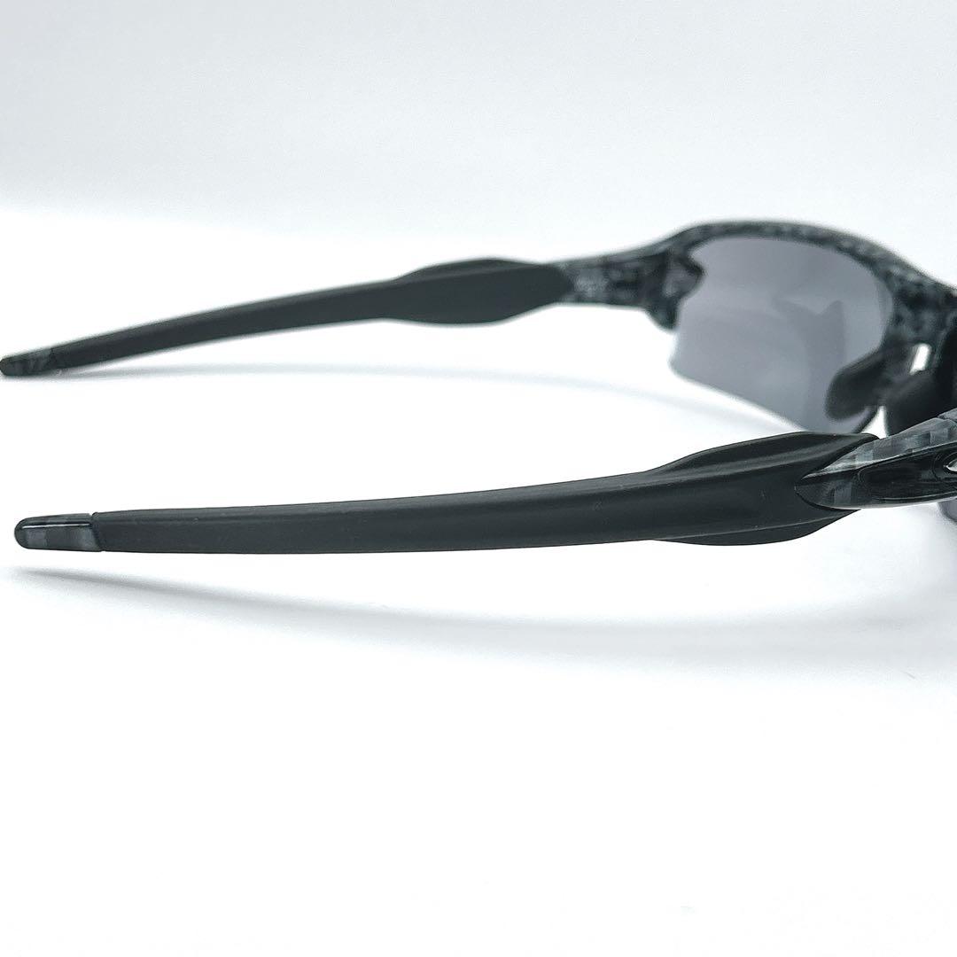 OAKLEY オークリー FLAK 2.0 サングラス カーボン調