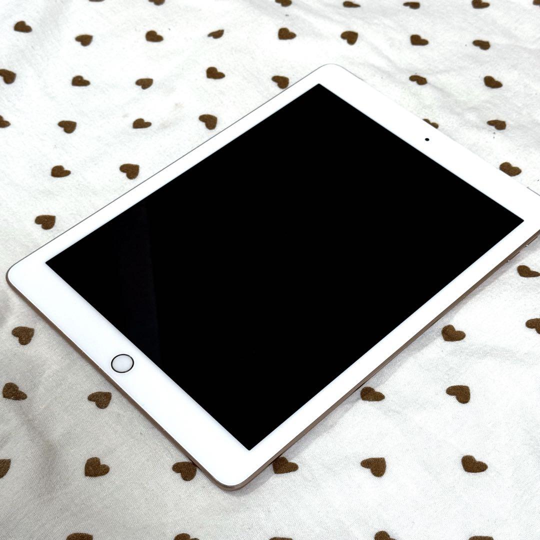 【クリームソーダ様】iPad 第6世代 32GB 本体