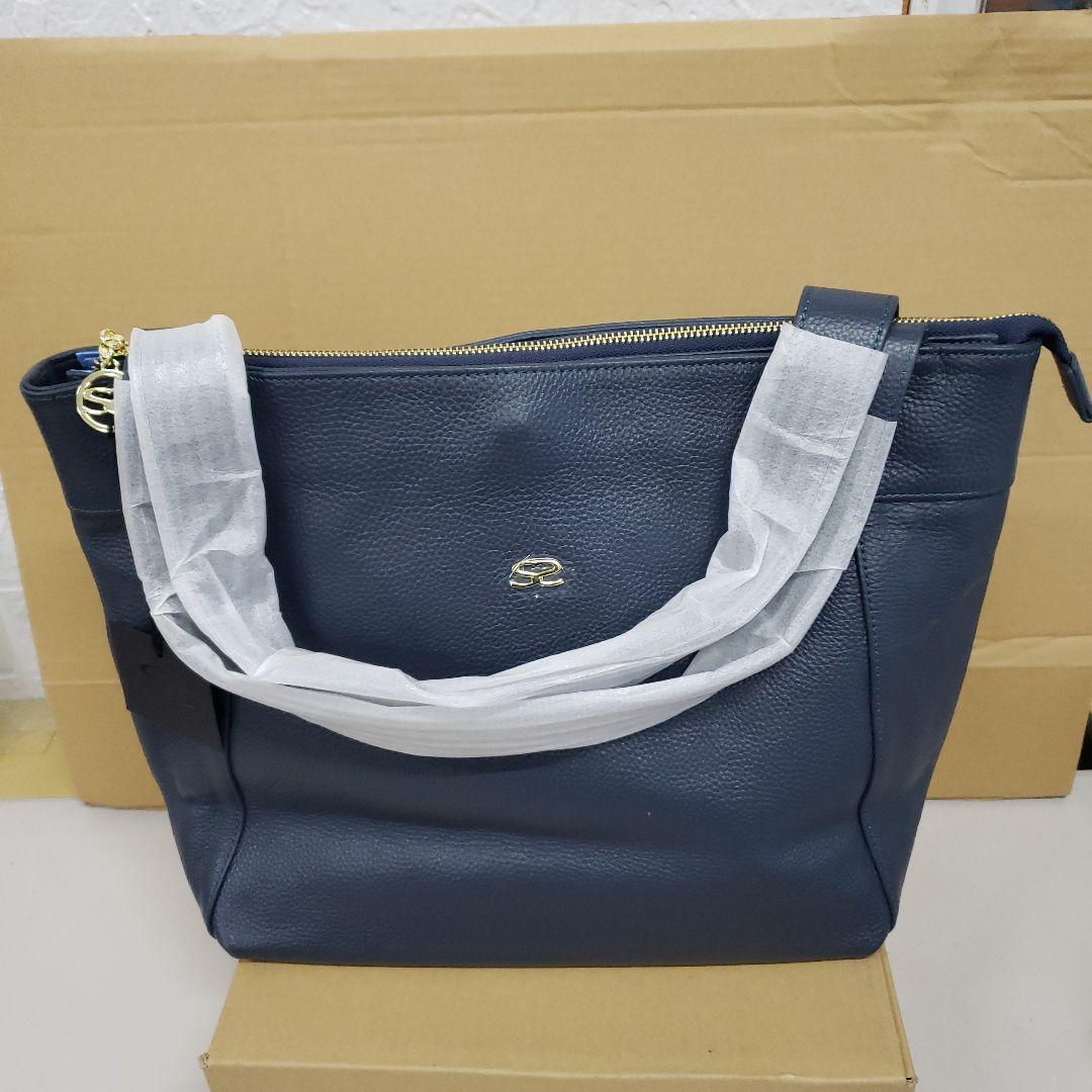 サボイ 牛革シュリンク型押し あおり付トートバッグ 4,500円