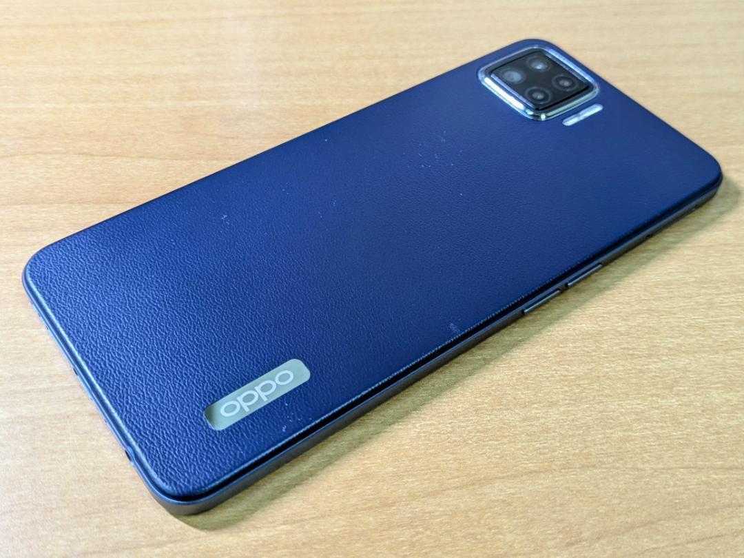 スマートフォン本体 061200M OPPO A73 64GB CHP2099
