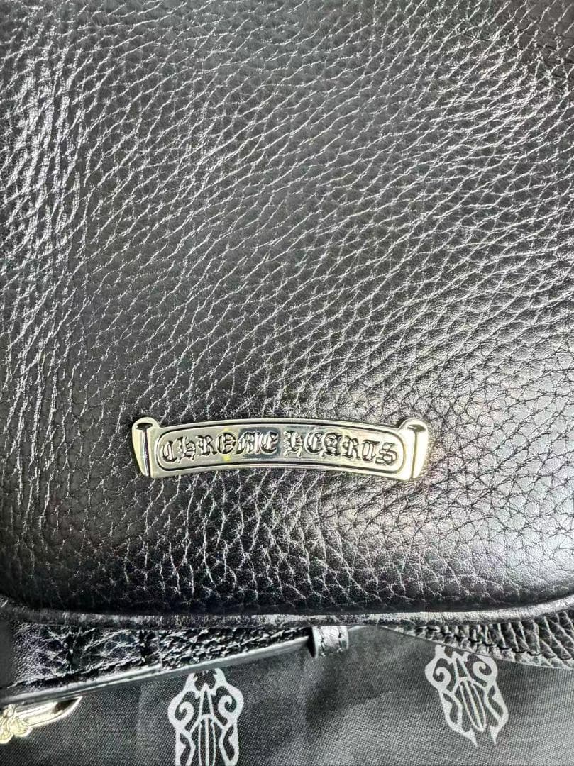 シボ本革 セメタリークロス レザー ショルダーバッグ タカミニ型 ボディバッグ シボ本革 セメタリークロス レザー ショルダーバッグ タカミニ型 ボディバッグ