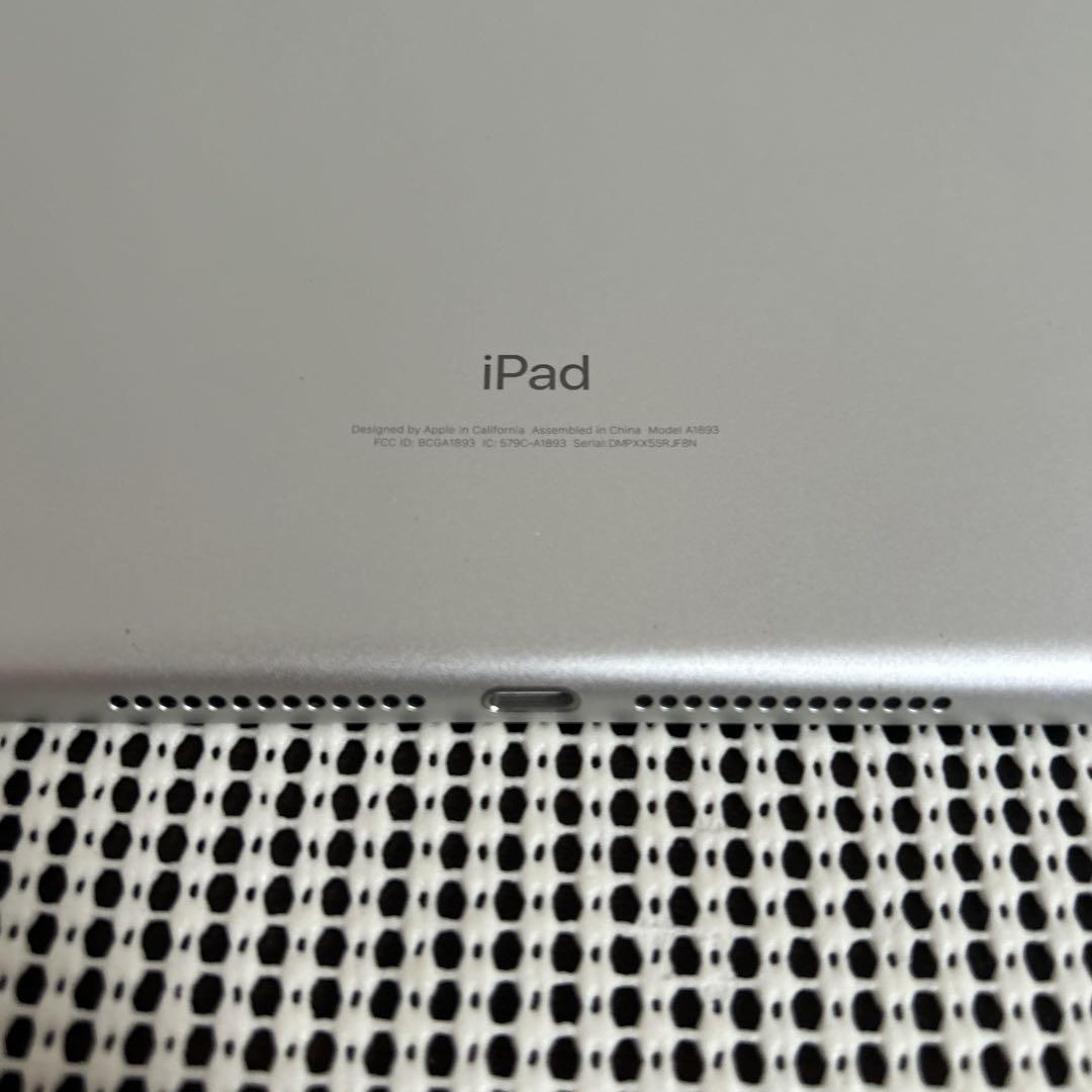338【早い者勝ち】電池最良好☆iPad6 第6世代 32GB WIFIモデル☆ 9810 電池最良好 iPad6 第6世代 32GB WIFIモデル