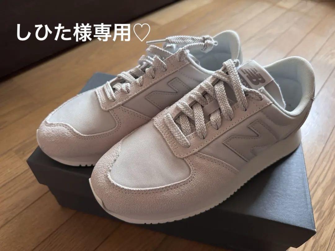 しひた♡新品♡未使用new balanceスニーカー