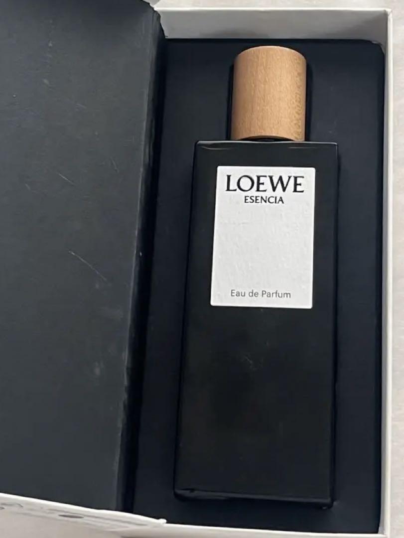 loewe esencia 香水