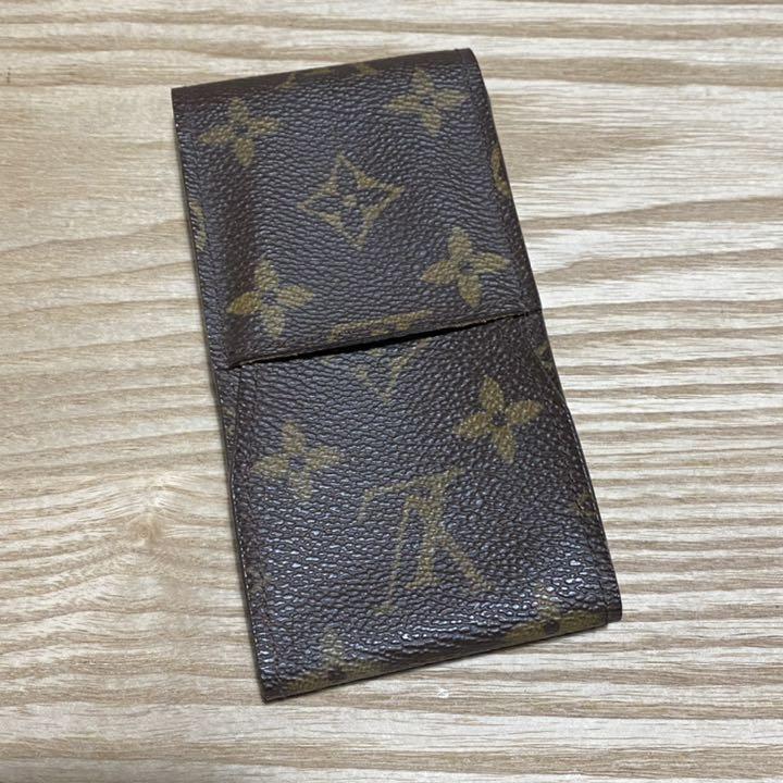 喜ばれる誕生日プレゼント LOUIS シガレットケース エテュイ モノグラム ルイヴィトン VUITTON - タバコグッズ 喜ばれる誕生日プレゼント LOUIS シガレットケース エテュイ モノグラム ルイヴィトン VUITTON - タバコグッズ