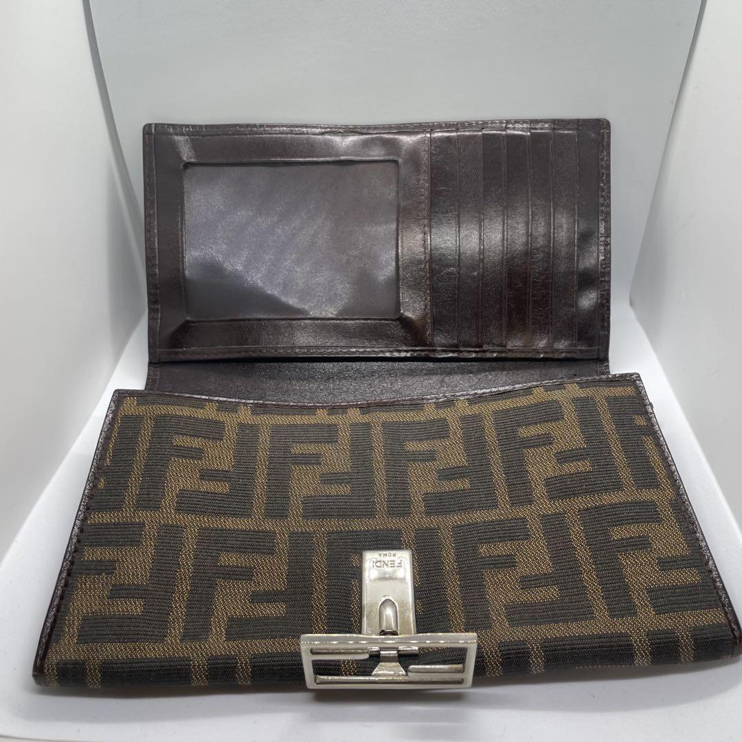 専用‼️美品　FENDI✨フェンディ　FFロゴ ズッカ柄　　ダブルジップ　長財布