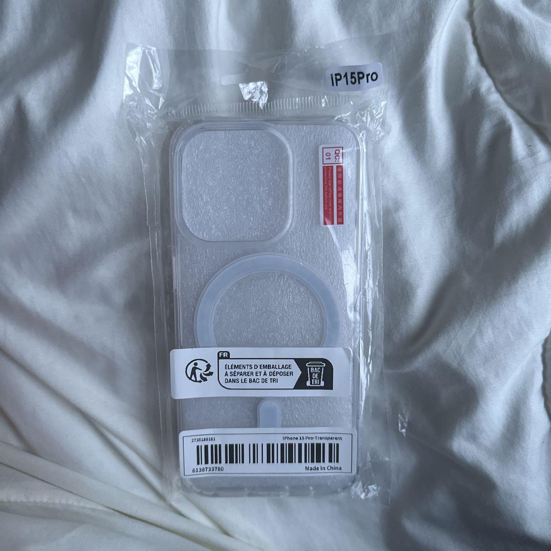 スマホアクセサリー Magnetic Case and Magnetic Power Bank