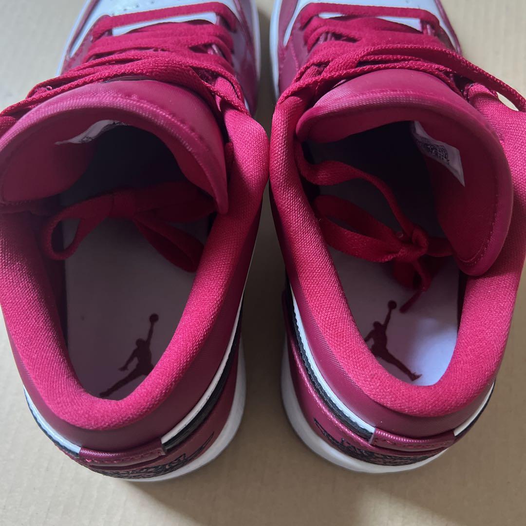 Nike AIR Jordan LOW