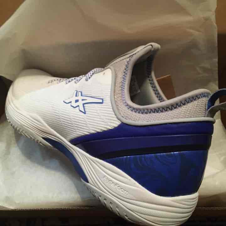 新品28cm グライドノヴァFF2 アシックス glide nova ff2