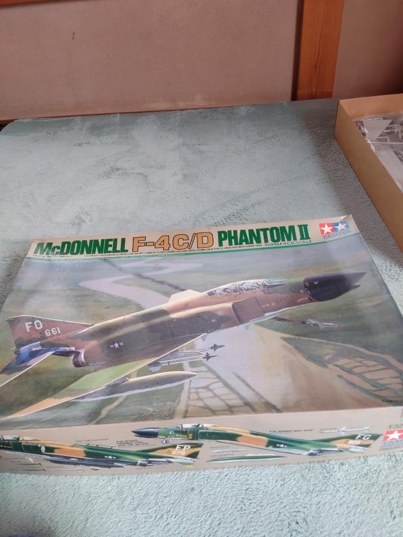F-4C/D ファントム II 1:32 プラモデルキット