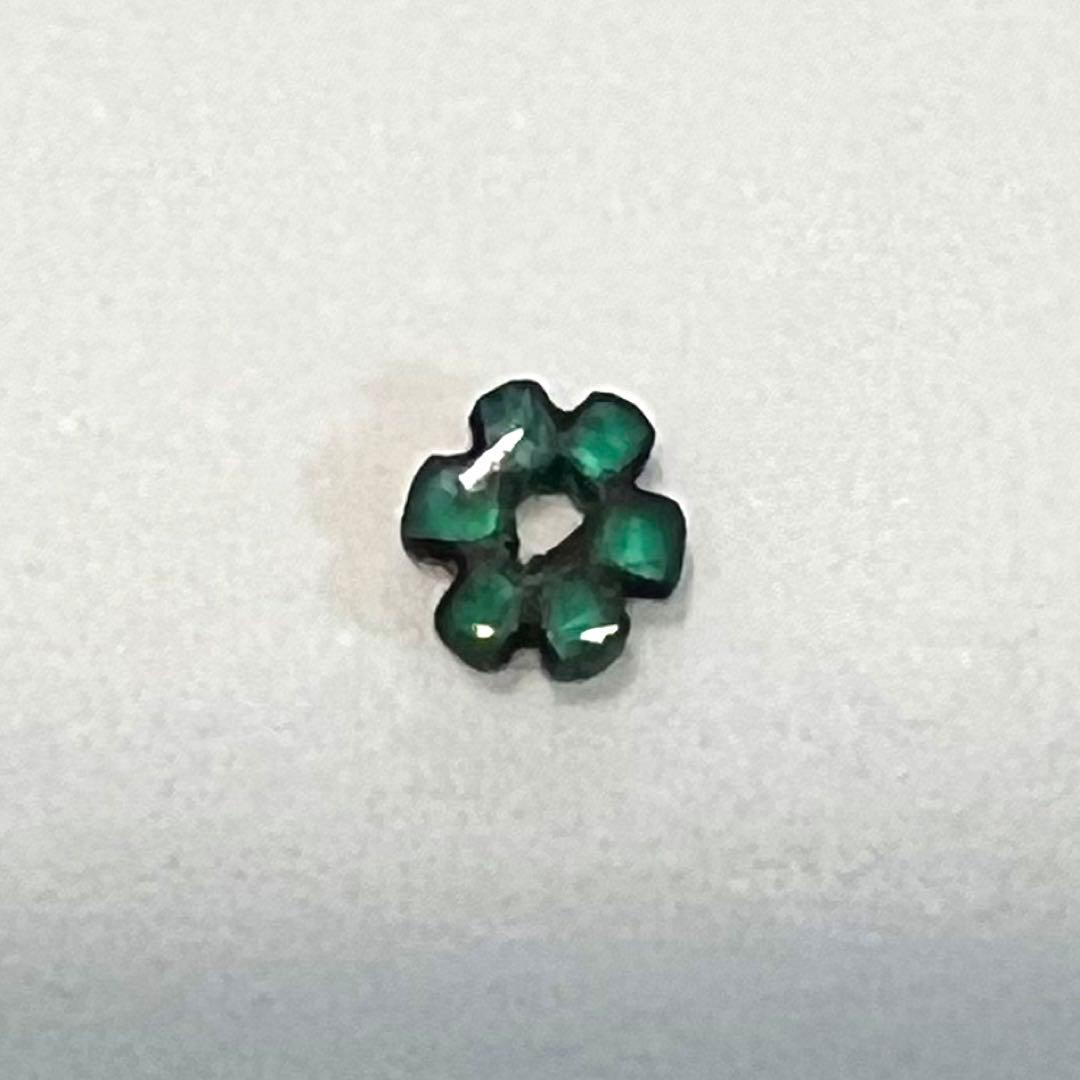 コロンビア産 トラピッチェエメラルド ルース