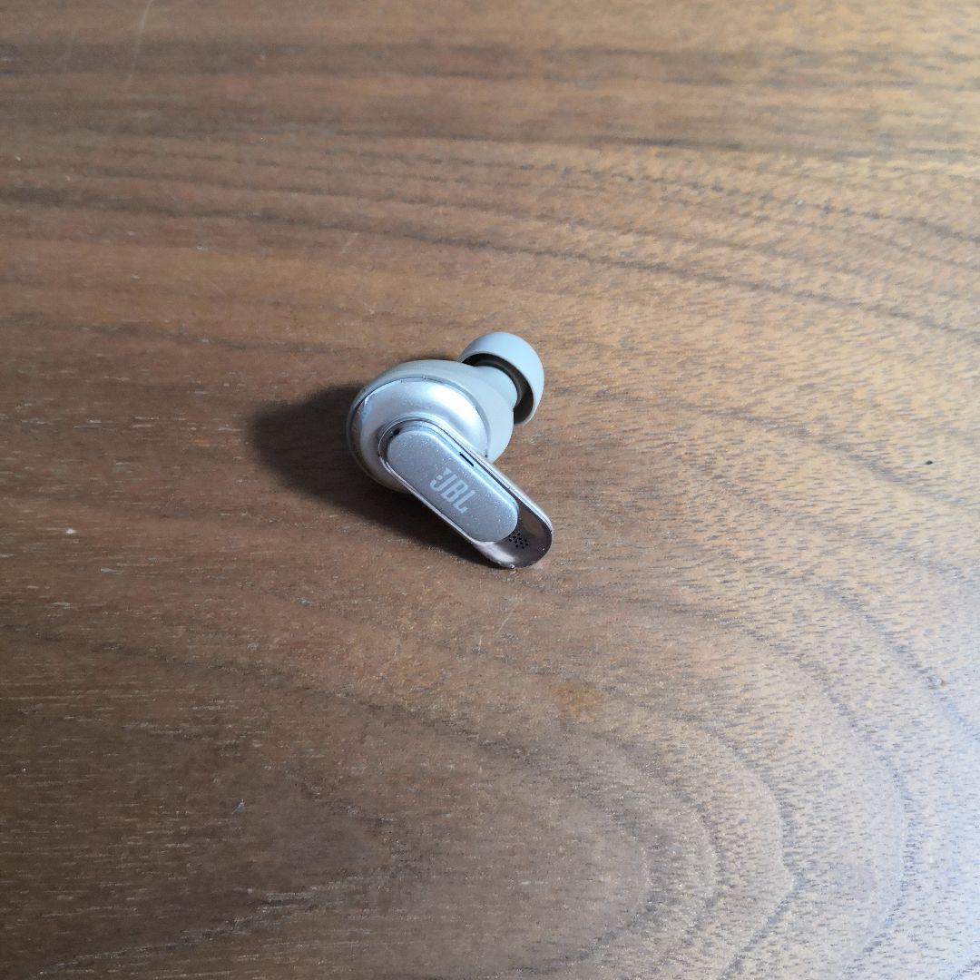 国内正規品　JBL TOUR PRO2 右耳のみ