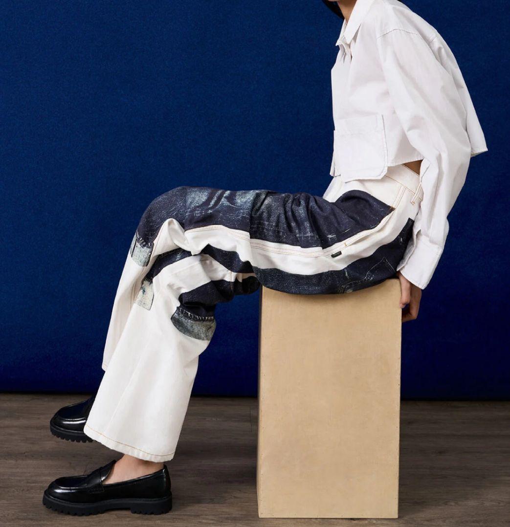 美品【CHARLES & KEITH】カバードリッジソール ローファー