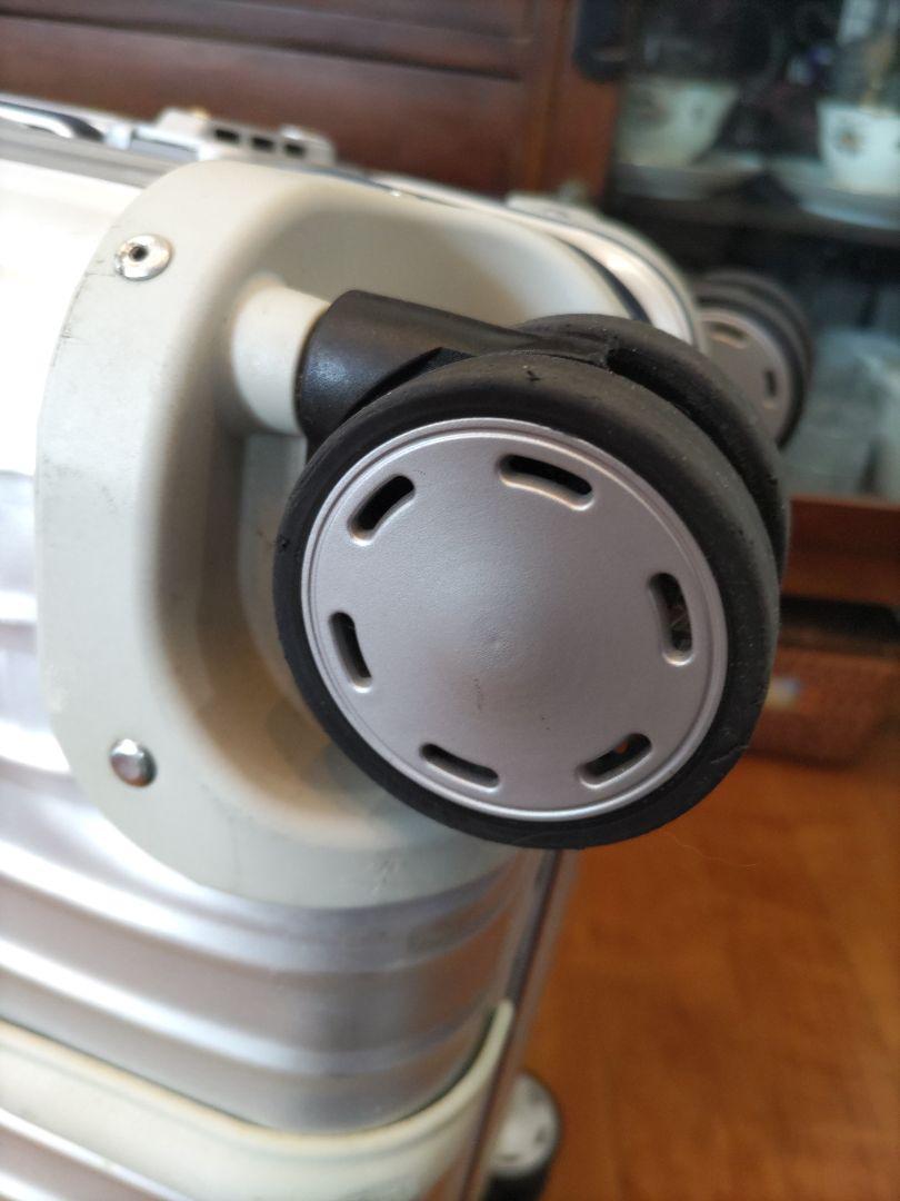 【最終】■RIMOWA■リモワ■トパーズ■シルバーインテグラル82L ■使用僅少
