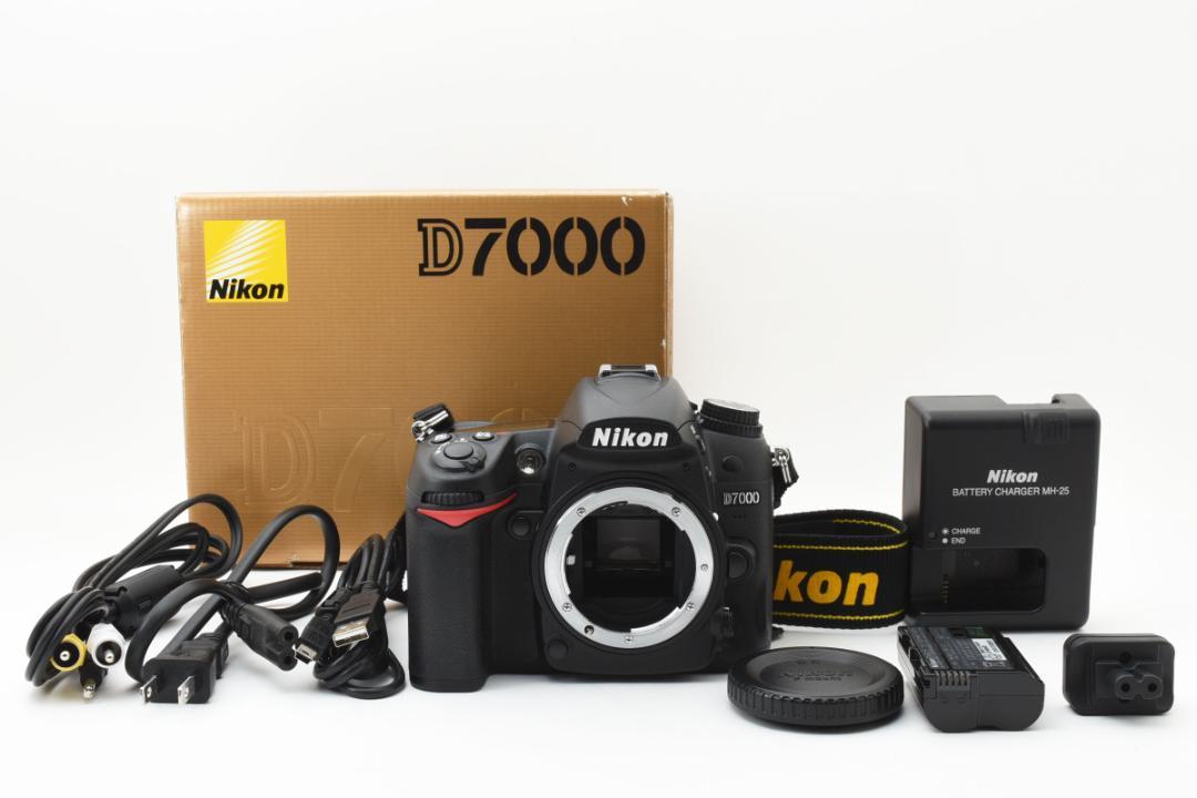 ★ショット数3,092 枚超美品★ ニコン D7000 ボディ #16923