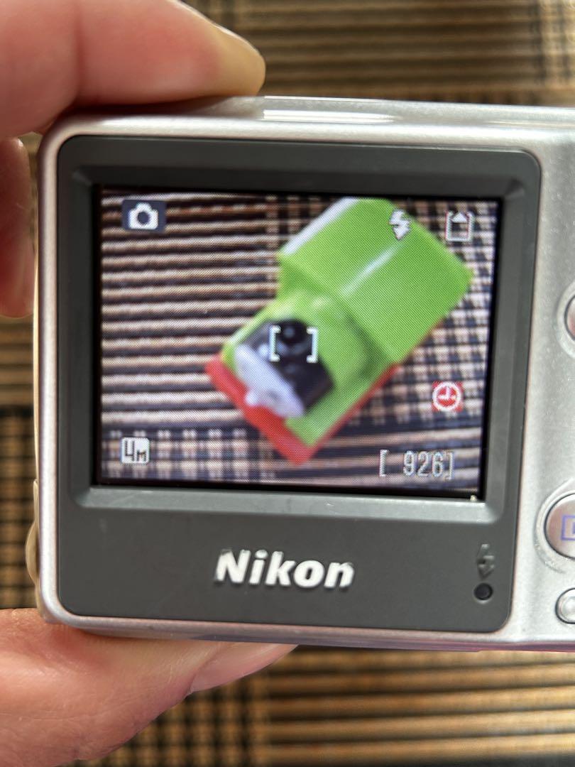 Nikon COOLPIX L4 単三電池