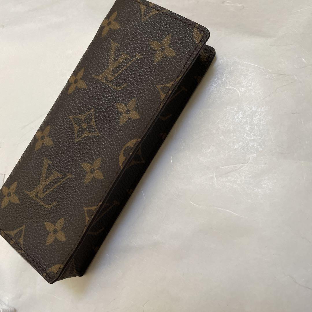 Louis Vuitton メガネケース ダークブラウン