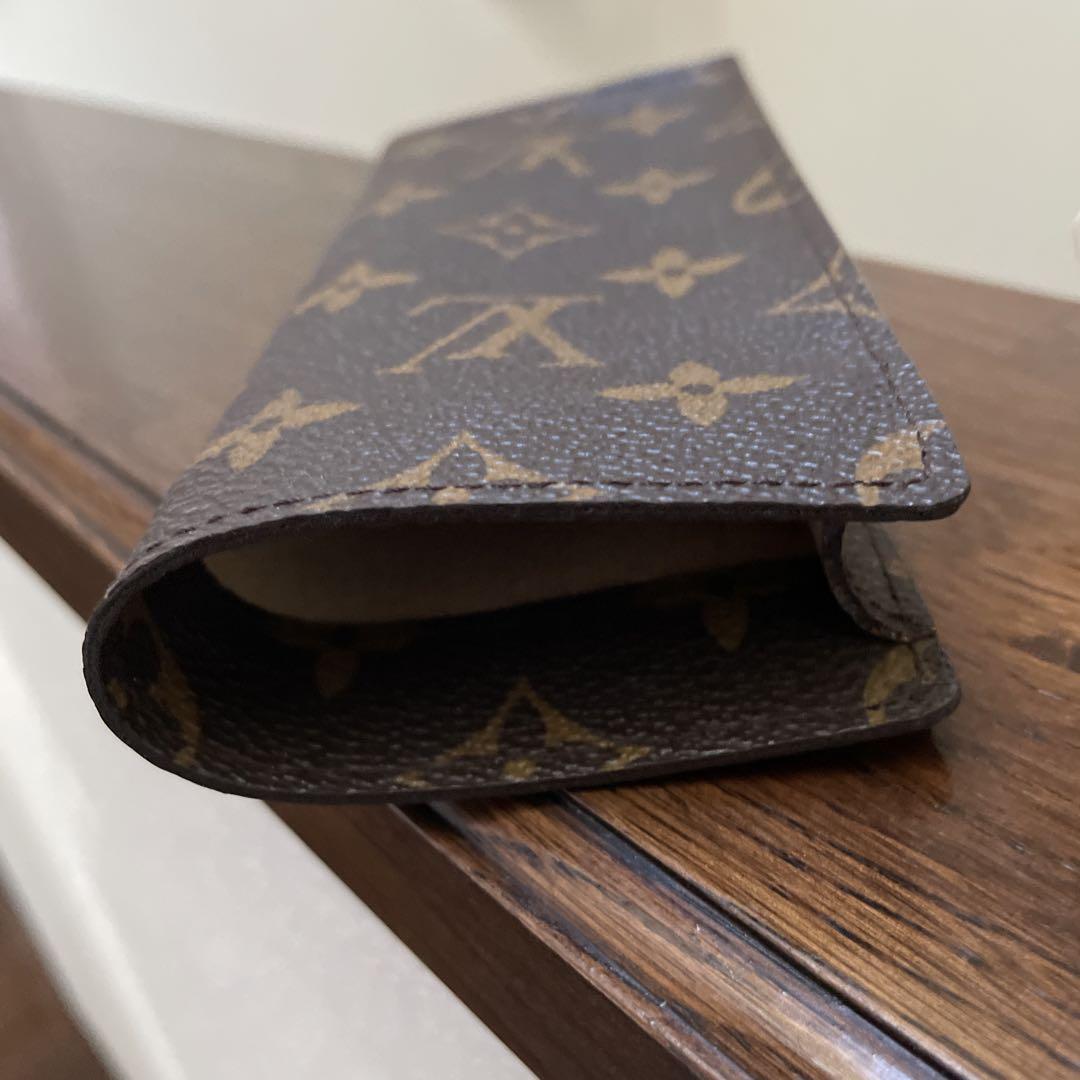 Louis Vuitton メガネケース ダークブラウン