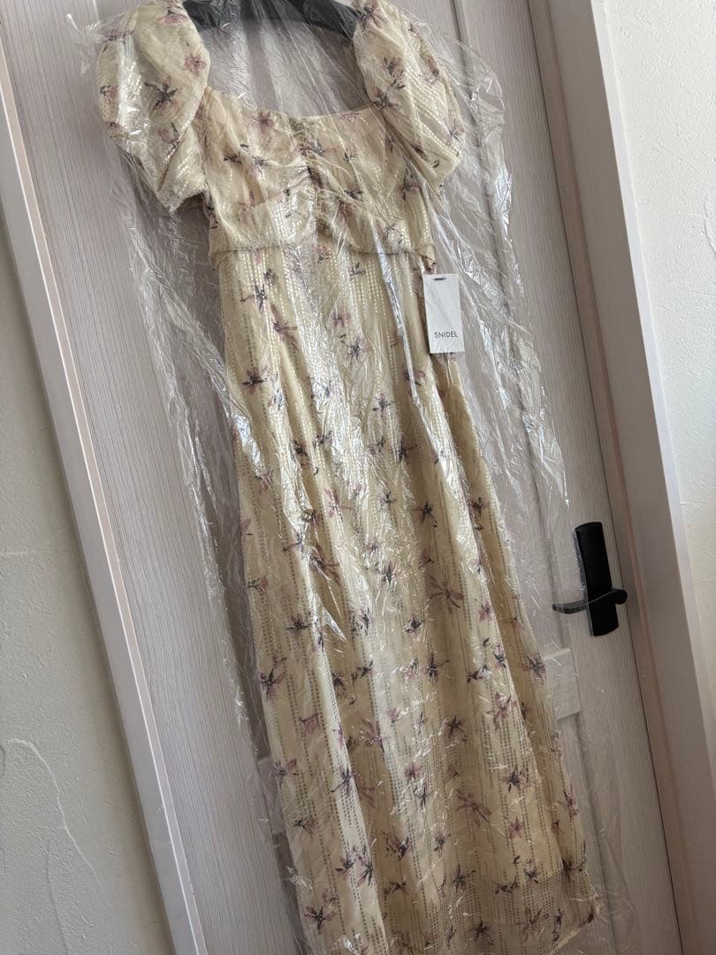 新品　スナイデル　ラメドビーシフォンプリントワンピース　イエロー　フラワー
