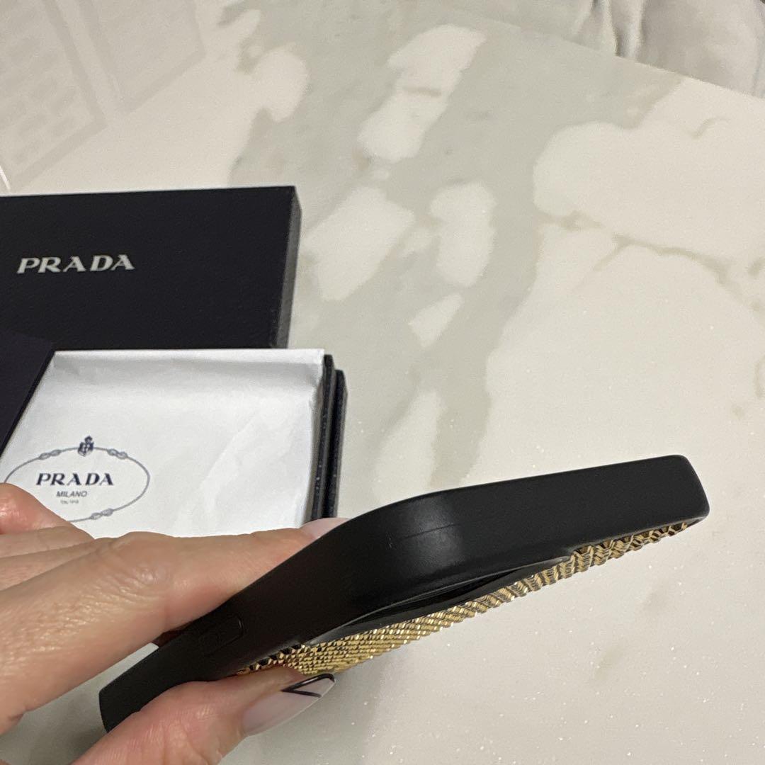 プラダ PRADA スタッズゴールド iphone13 ケース