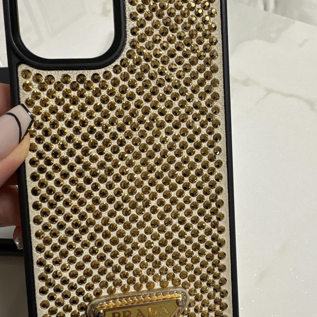 プラダ PRADA スタッズゴールド iphone13 ケース