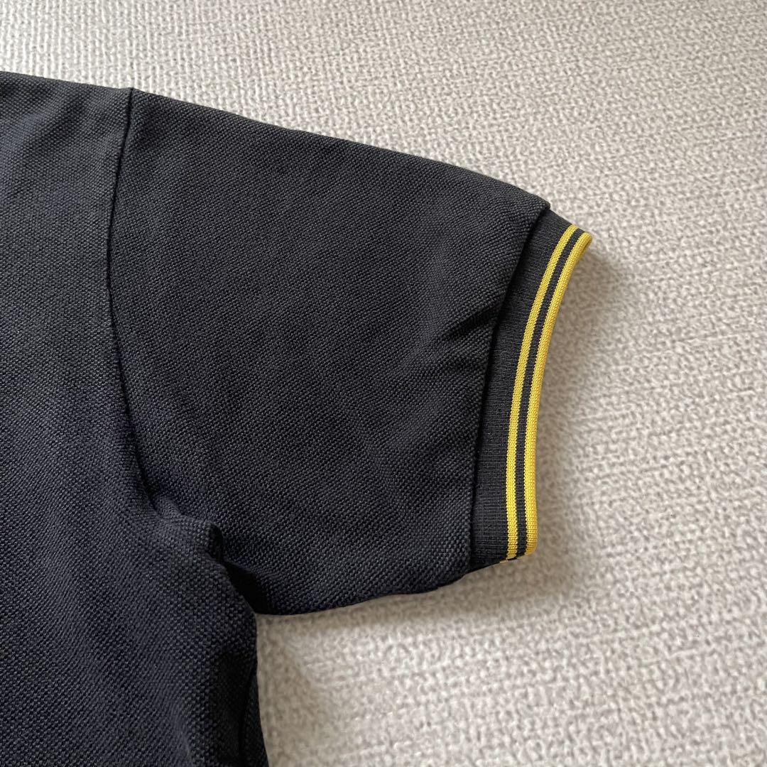 【人気モデル】FRED PERRY ティップライン M12 Lサイズ 黒×黄色