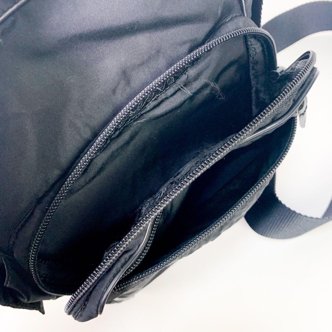 【美品】PRADA プラダ アマゾン型ショルダーバッグ 三角ロゴ 黒 保存袋付