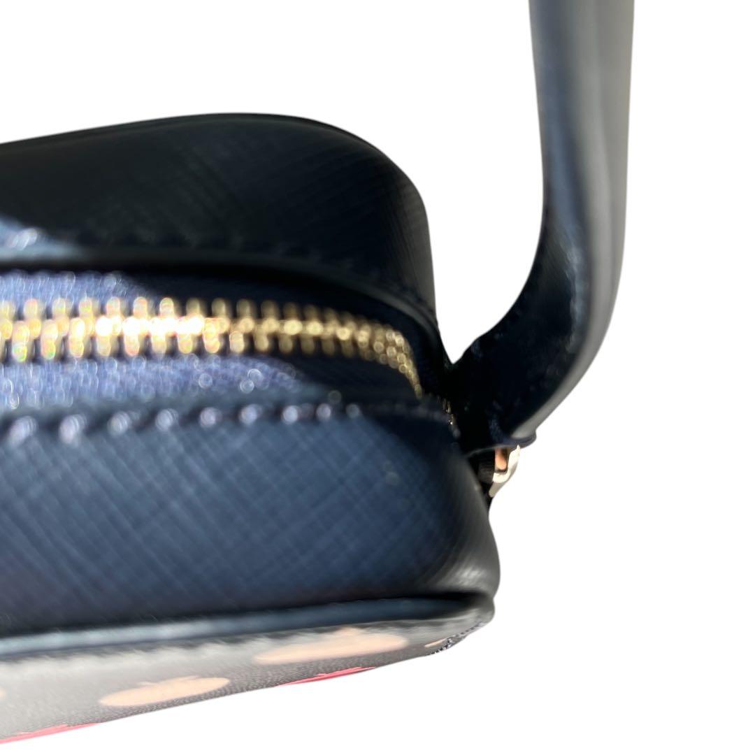 未使用 kate spade K8298 アップル ミニカメラバッグ ネイビー 未使用 kate spade K8298 アップル ミニカメラバッグ ネイビー