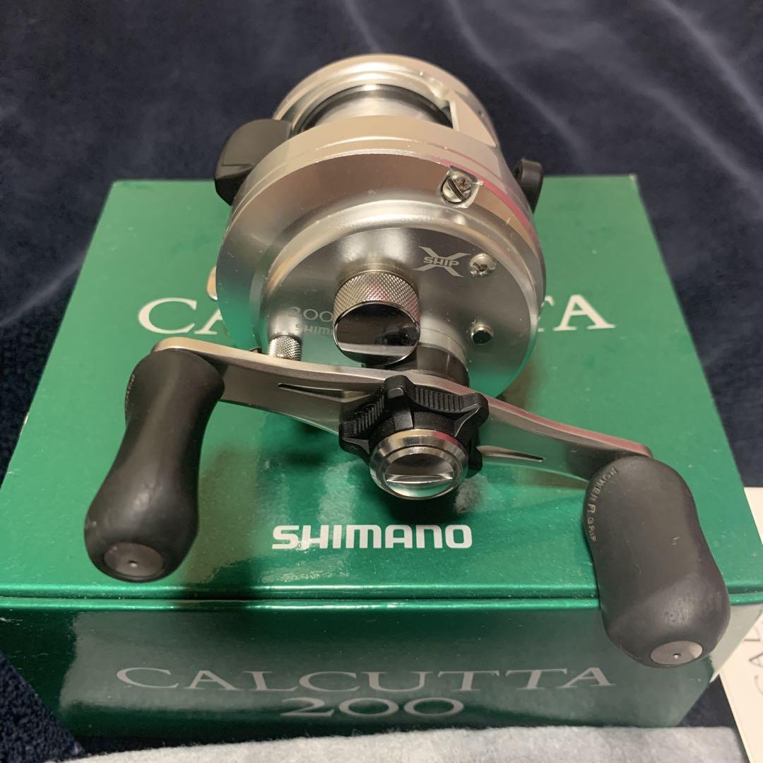 リール SHIMANO CALCUTTA200 Amazon.com : SHIMANO Double Axis Reel 22 Calcutta Conquest