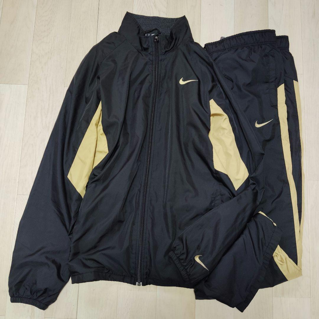 ナイキ ナイロンセットアップ ドローコード ロゴ刺繍 黒 金 大きめ XXL2XL 3L NIKE