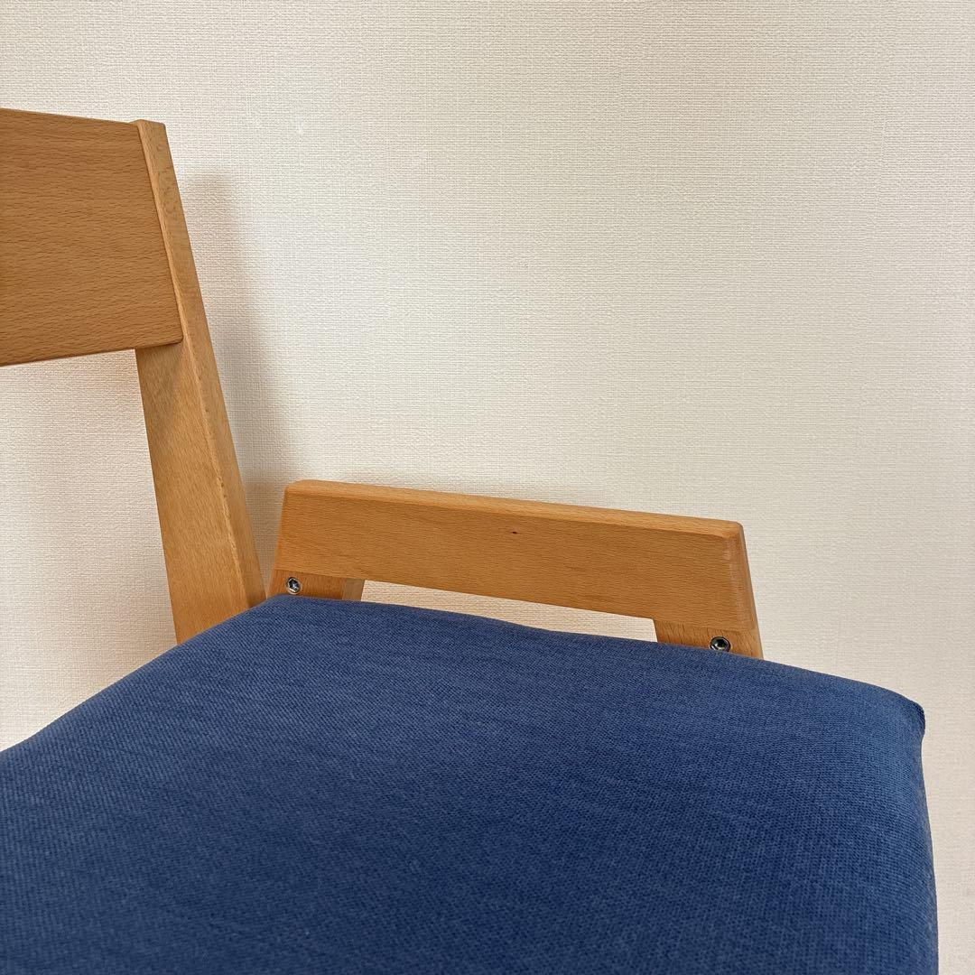 学習椅子